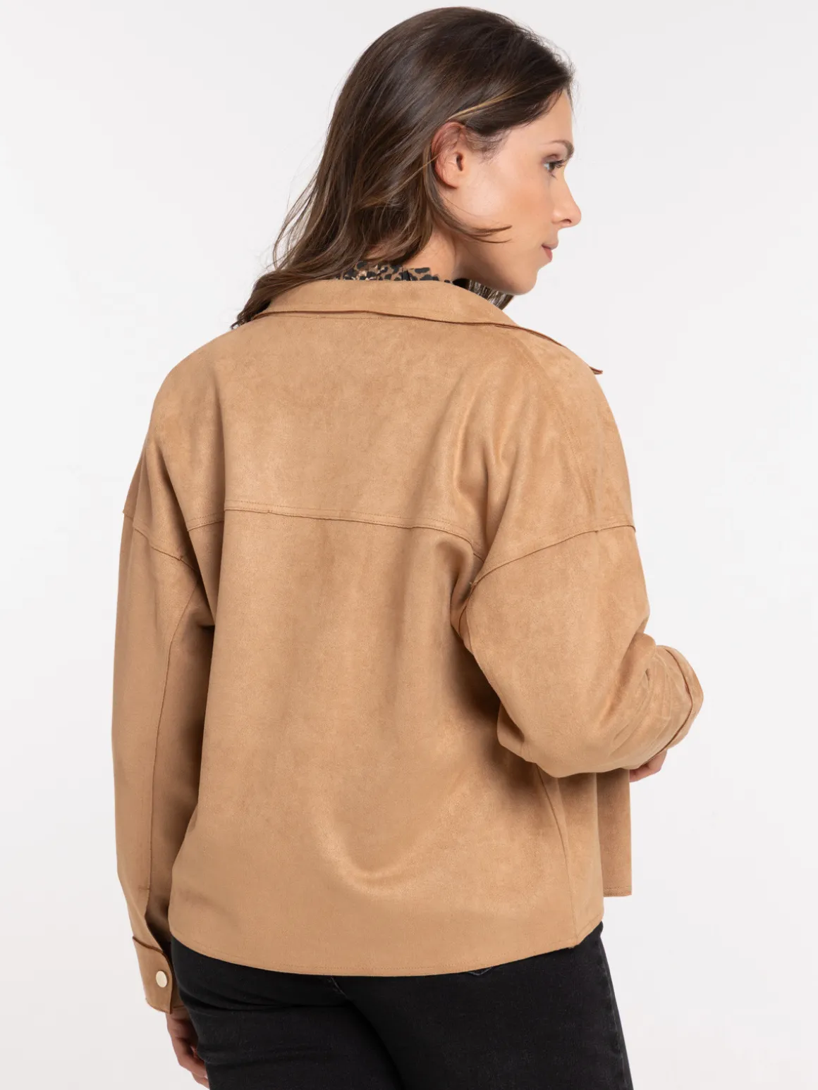 Surchemise courte suédine femme