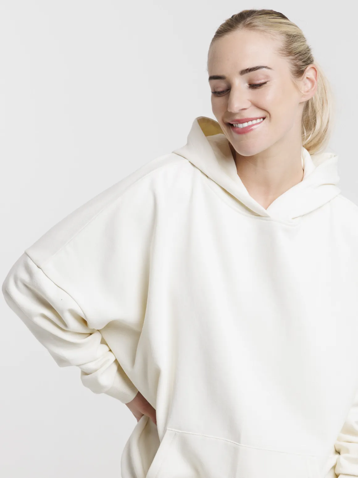 Sweat à capuche basique femme