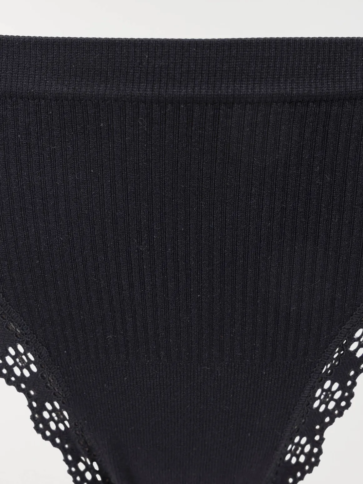 Tanga côtelé noir femme