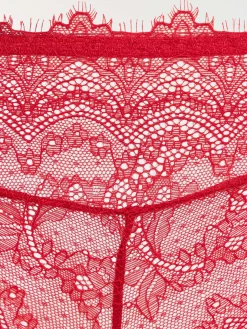 Tanga dentelle rouge grande taille femme