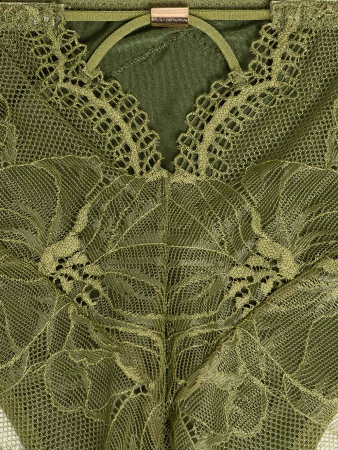 Tanga en dentelle fleurie femme (46-56)