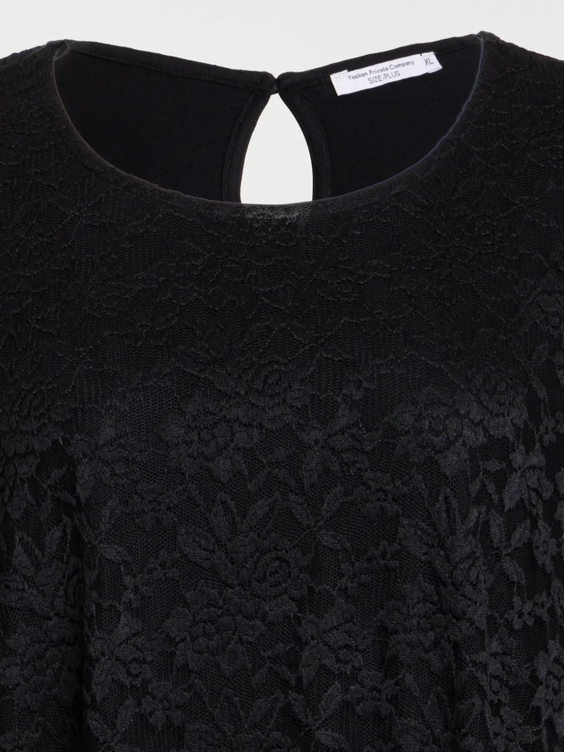 Tee-shirt dentelle grande taille femme