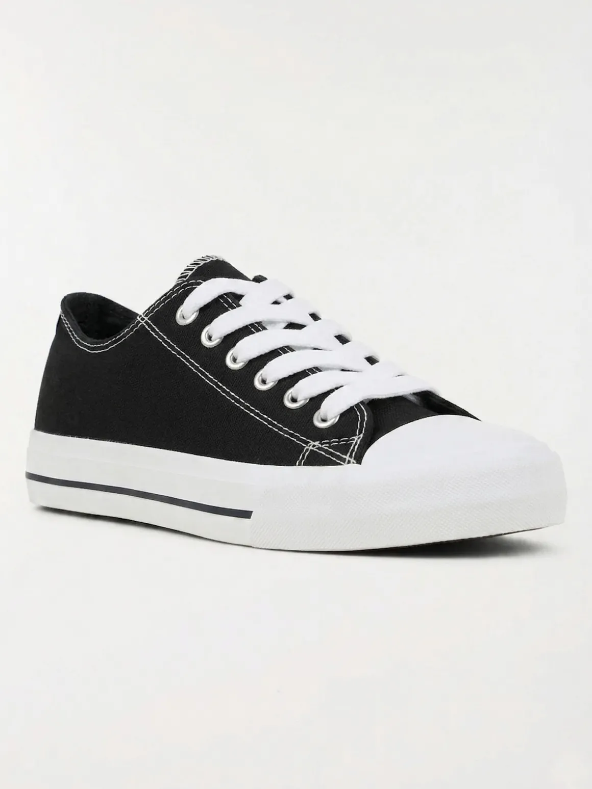 Tennis toile femme noire (36-41)