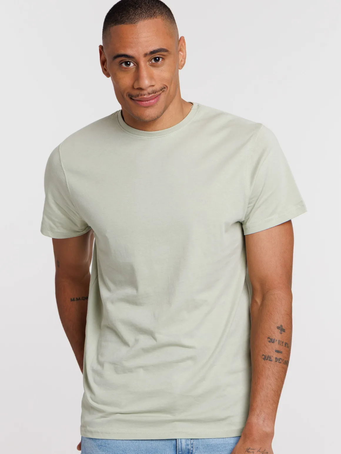 T-shirt basique col rond uni homme