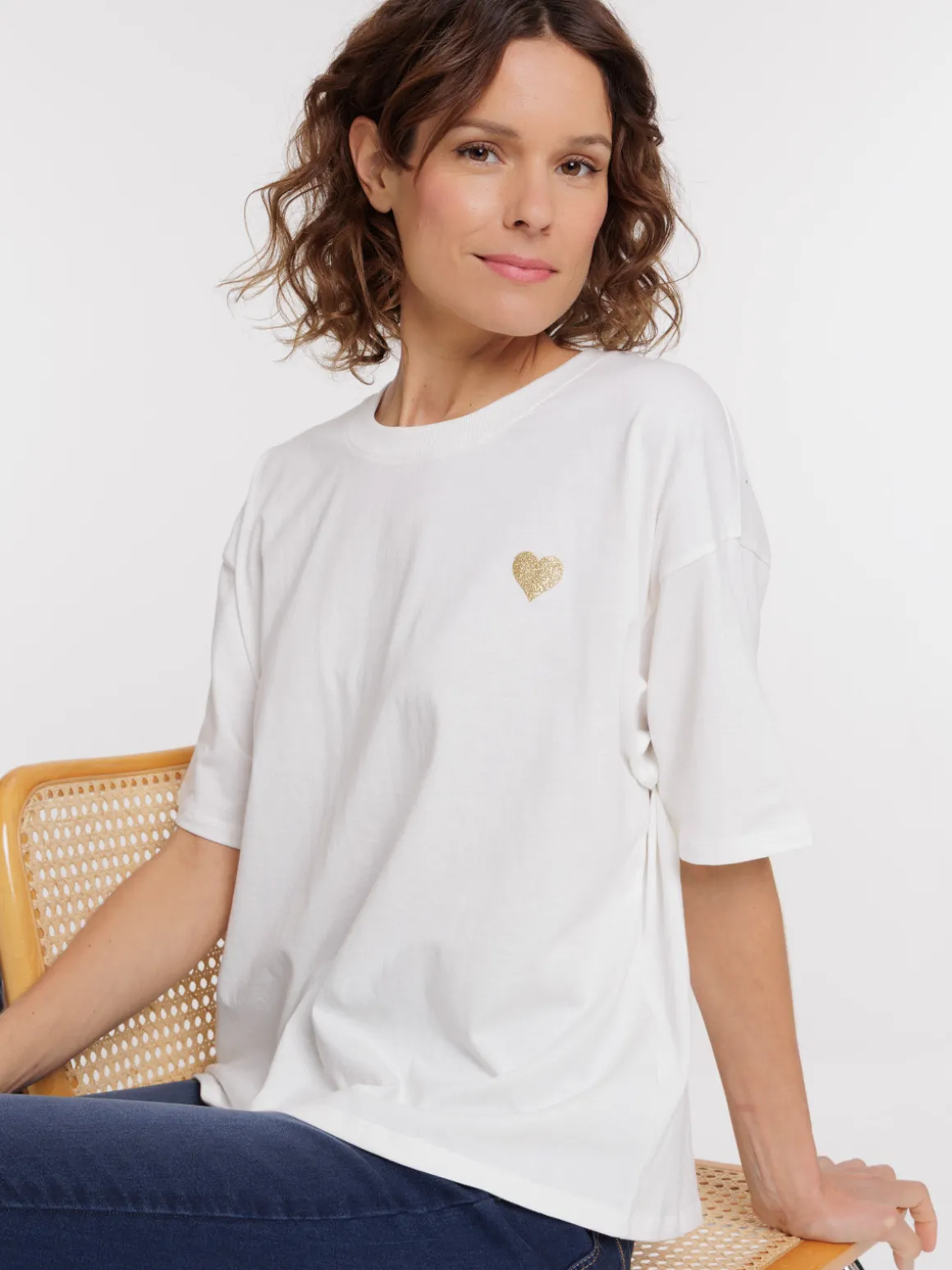 T-shirt blanc cassé coeur doré femme