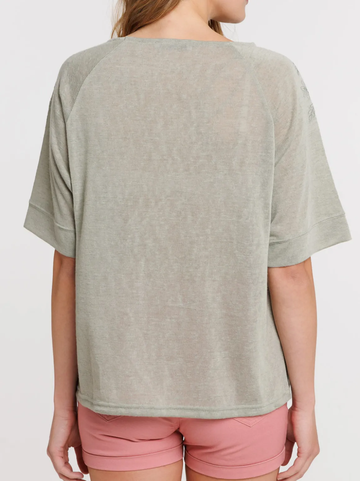 T-shirt broderies épaules femme