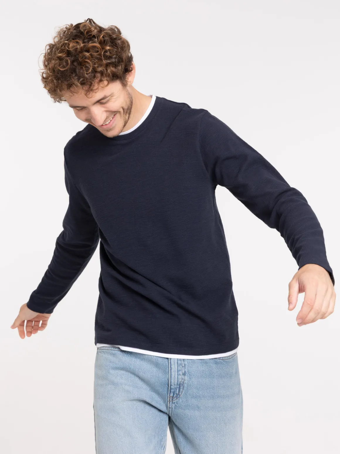 T-shirt col contrasté homme