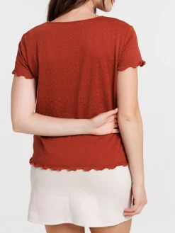 T-shirt col rond marron rougi femme