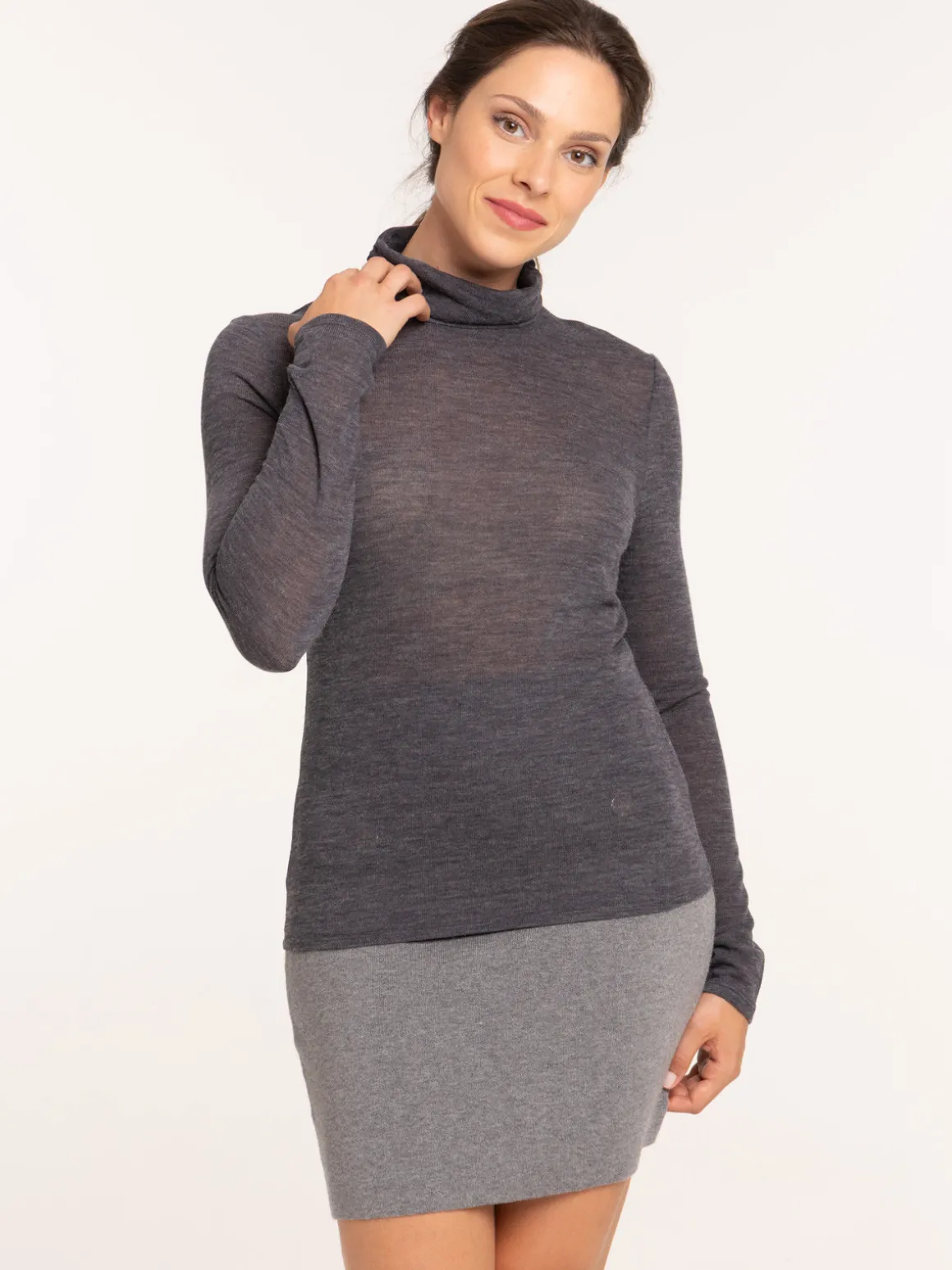 T-shirt col roulé gris anthracite femme