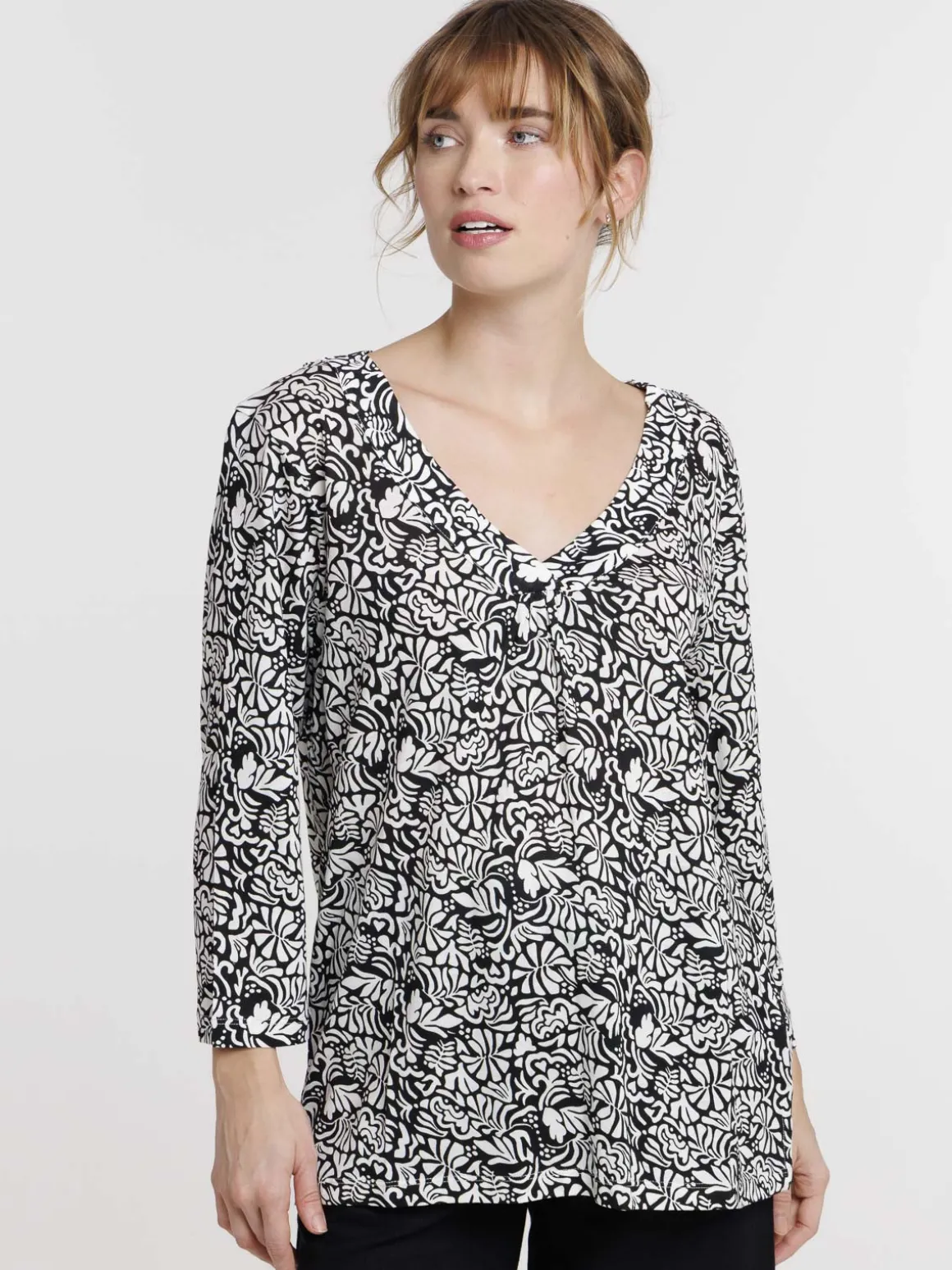 T-shirt noir imprimé végétal femme