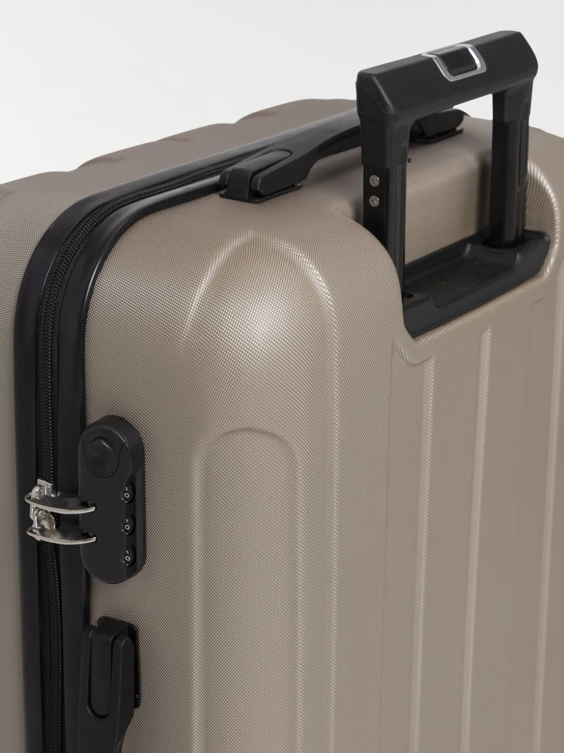 Valise rigide à roulettes 66x44x26cm
