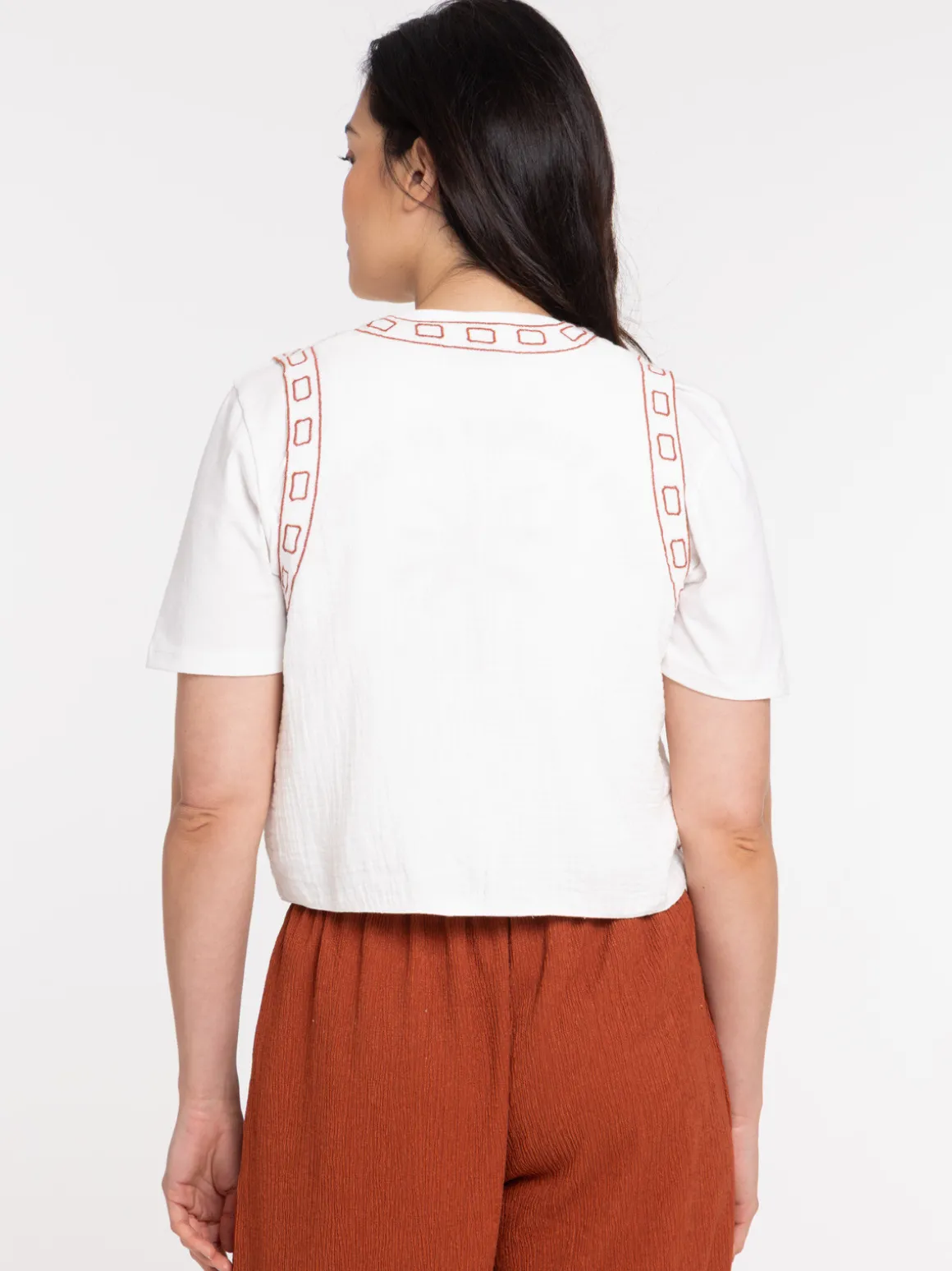 Veste brodée sans manches femme